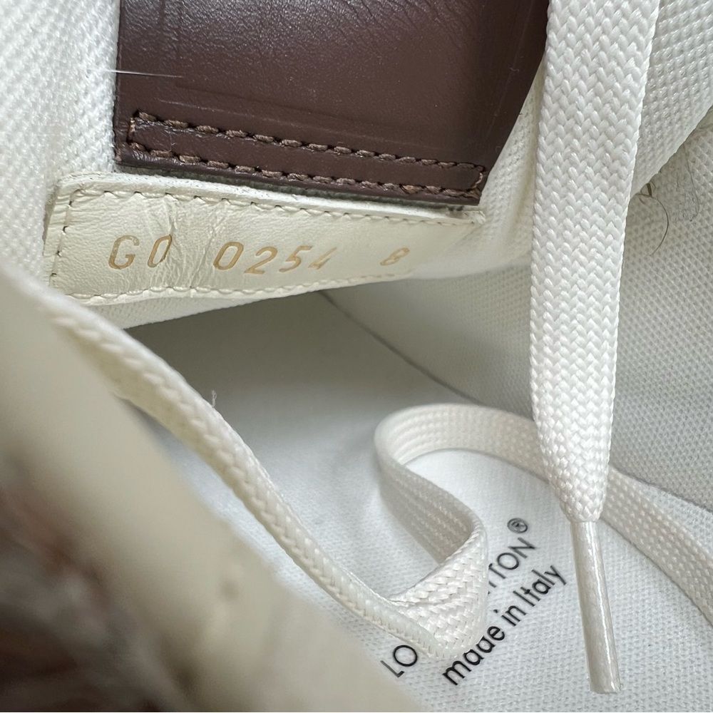 Louis Vuitton LV Trainer Sneaker in a brown pony-style calf leather Size 8 US 9 - Picture 9 of 9